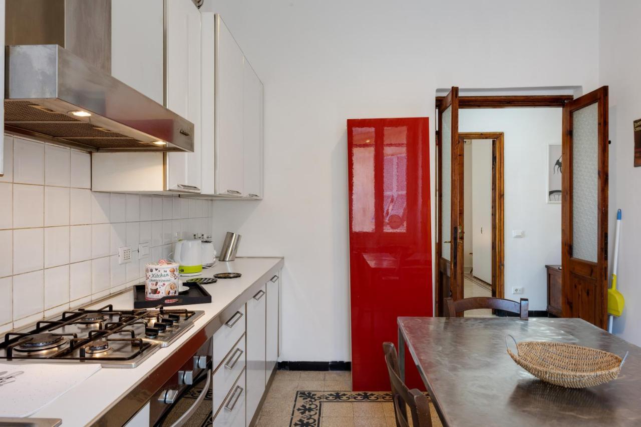 Piazza Concordia Apartment With Balcony Специя Екстериор снимка